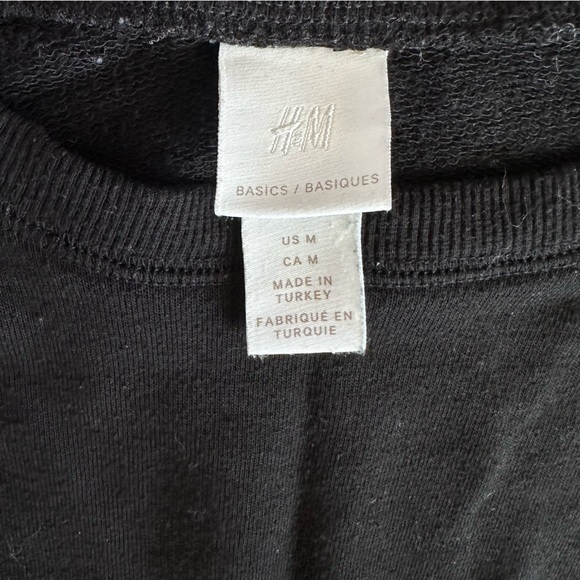 H&M BLACK BASIC SWEATER | SZ M - Picture 2 of 4